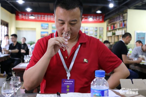 微信图片_20181009103809.jpg