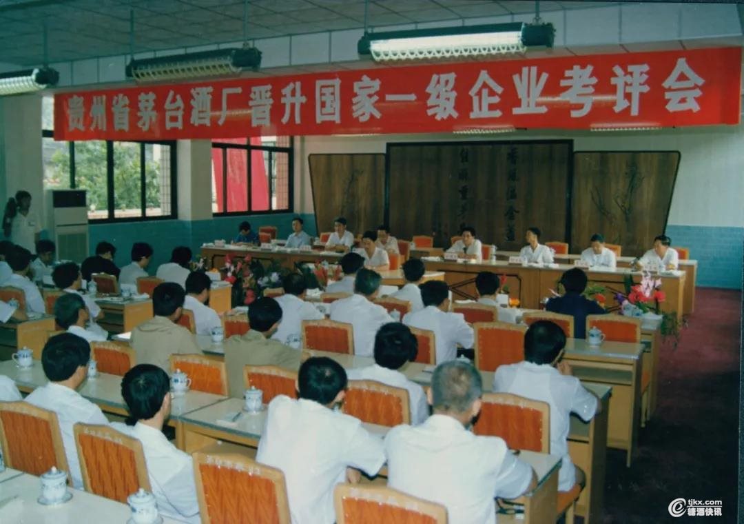 09.jpg