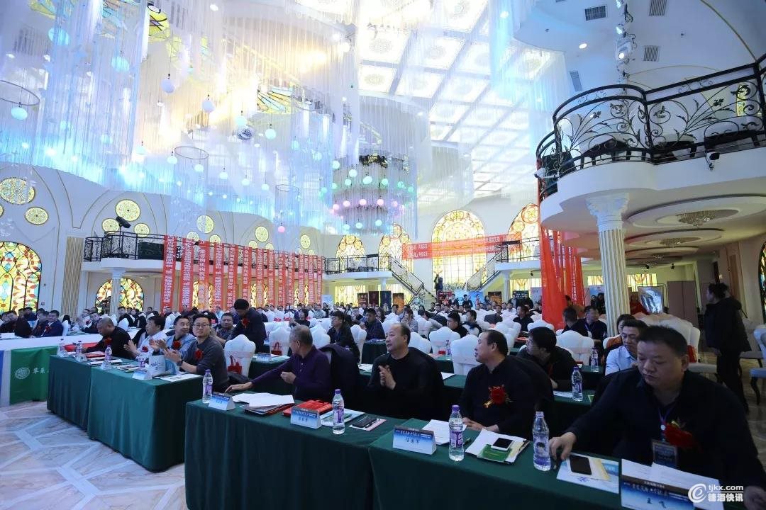 02.jpg