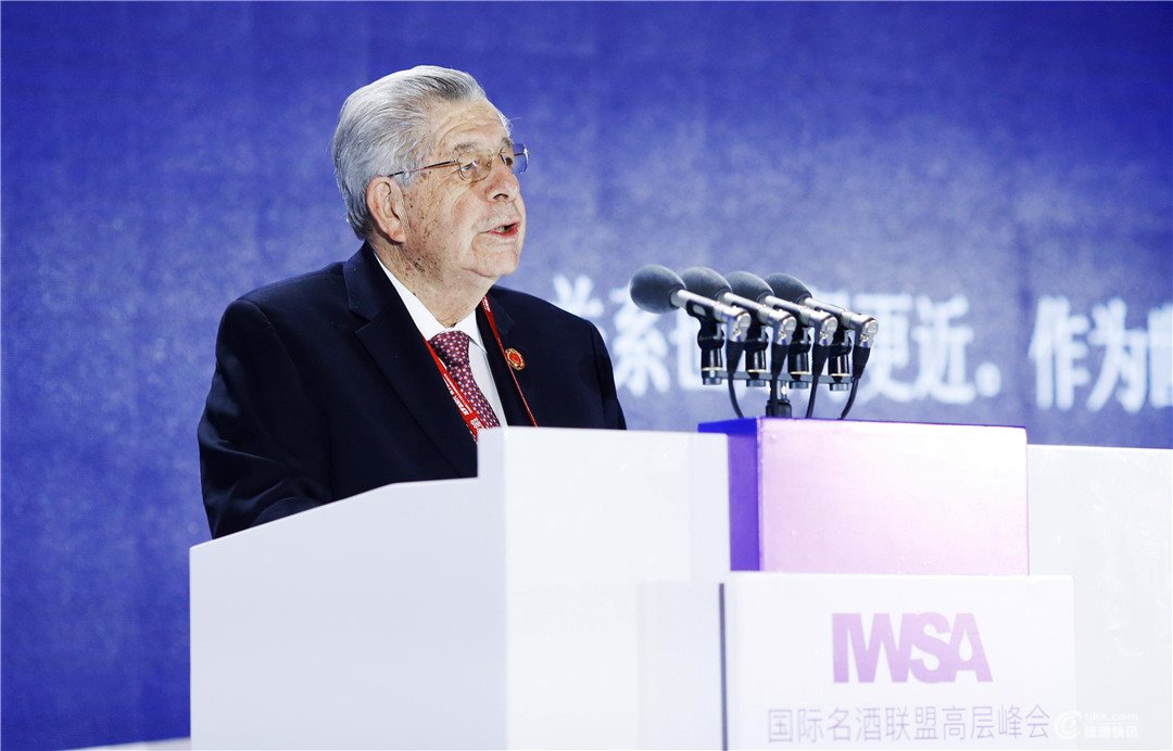 4.巴拿马前第一副总统阿图罗·瓦拉里诺致辞.jpg