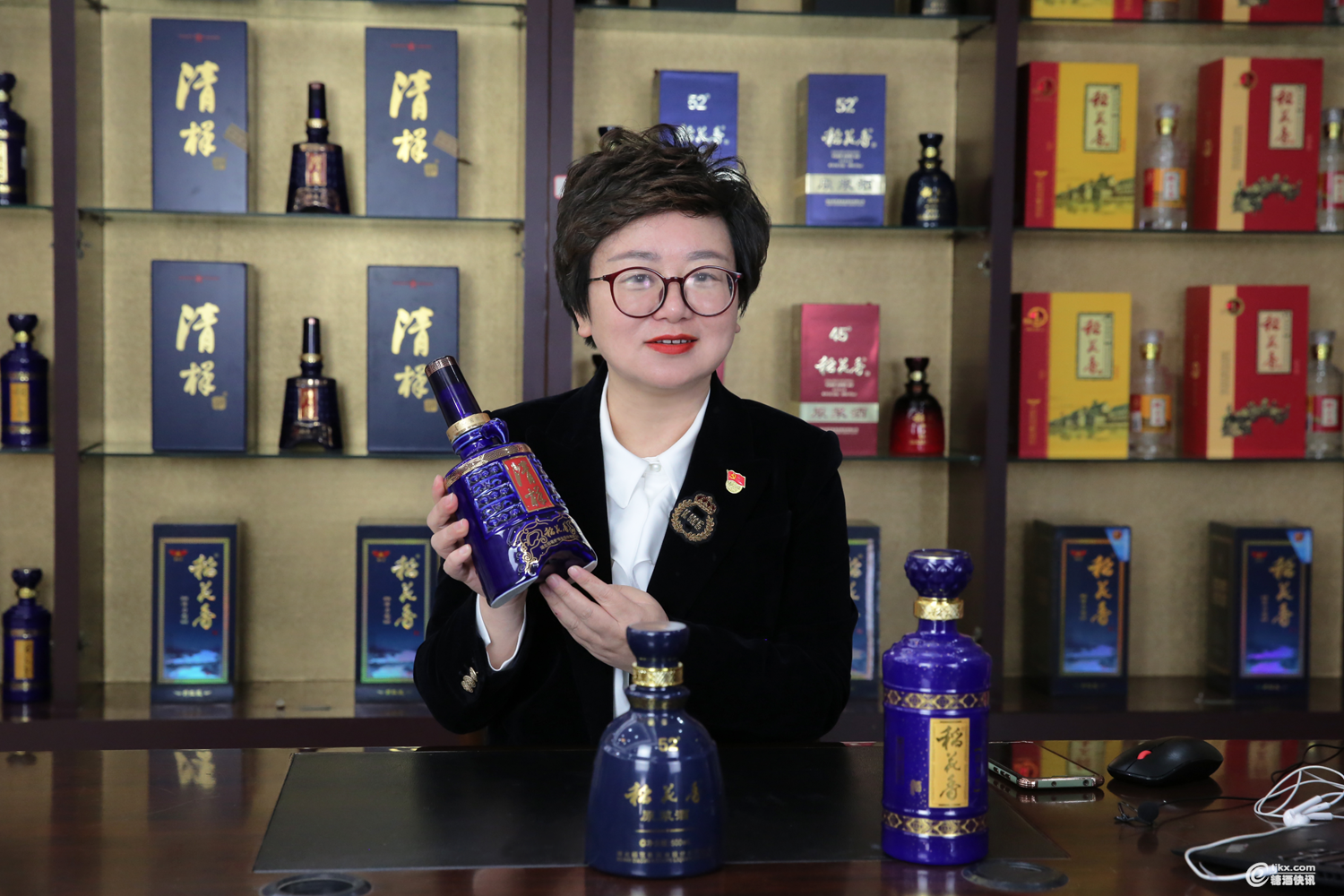 方丽华连麦主会场推介稻花香.png