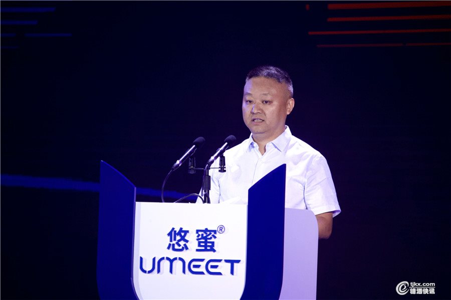 李贤富.jpg