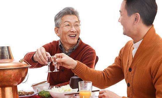 喝酒助兴.jpg