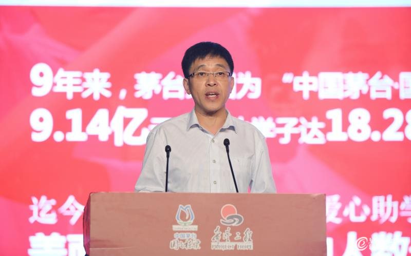 李静仁.jpg