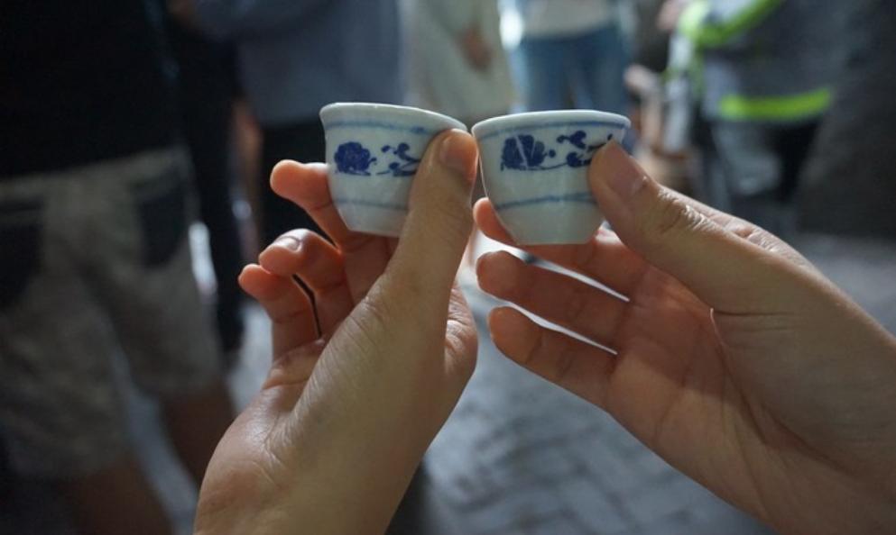 白酒社交.jpg