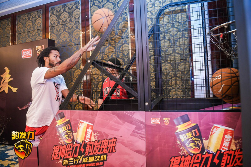 盼盼豹發力攜手nba明星羅斯拓展功能飲料新世代